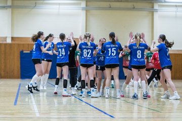 Bild 35 - wCJ TSV Ellerau - HSG Kremperheide/Muensterdorf : Ergebnis: 22:20